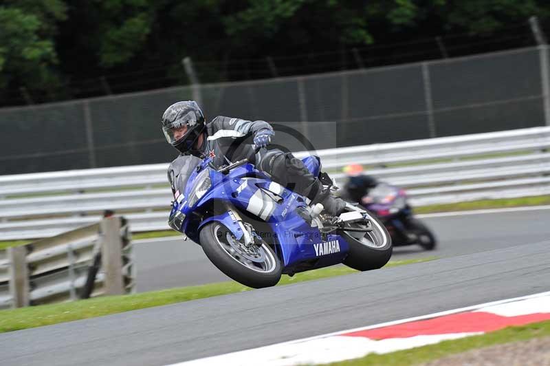 Motorcycle action photographs;Trackday digital images;event digital images;eventdigitalimages;no limits trackday;oulton park;oulton park circuit cheshire;oulton park photographs;peter wileman photography;trackday;trackday photos