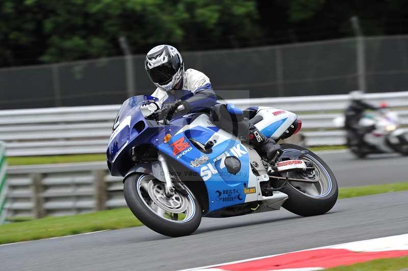 Motorcycle action photographs;Trackday digital images;event digital images;eventdigitalimages;no limits trackday;oulton park;oulton park circuit cheshire;oulton park photographs;peter wileman photography;trackday;trackday photos