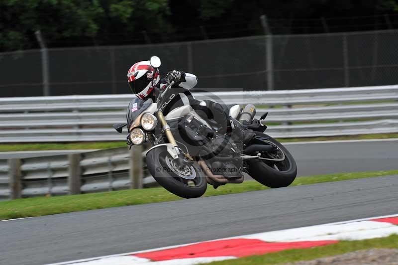 Motorcycle action photographs;Trackday digital images;event digital images;eventdigitalimages;no limits trackday;oulton park;oulton park circuit cheshire;oulton park photographs;peter wileman photography;trackday;trackday photos