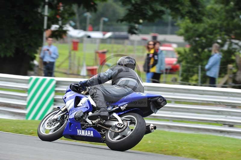 Motorcycle action photographs;Trackday digital images;event digital images;eventdigitalimages;no limits trackday;oulton park;oulton park circuit cheshire;oulton park photographs;peter wileman photography;trackday;trackday photos