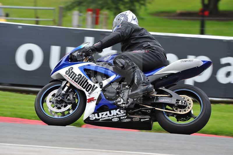 Motorcycle action photographs;Trackday digital images;event digital images;eventdigitalimages;no limits trackday;oulton park;oulton park circuit cheshire;oulton park photographs;peter wileman photography;trackday;trackday photos