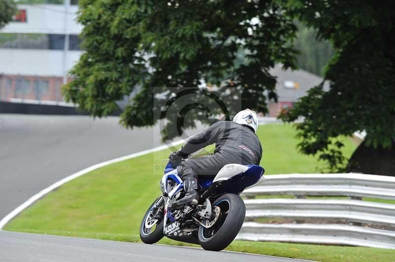 Motorcycle action photographs;Trackday digital images;event digital images;eventdigitalimages;no limits trackday;oulton park;oulton park circuit cheshire;oulton park photographs;peter wileman photography;trackday;trackday photos