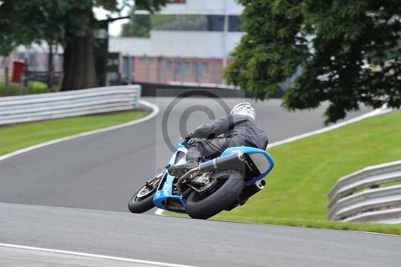 Motorcycle action photographs;Trackday digital images;event digital images;eventdigitalimages;no limits trackday;oulton park;oulton park circuit cheshire;oulton park photographs;peter wileman photography;trackday;trackday photos