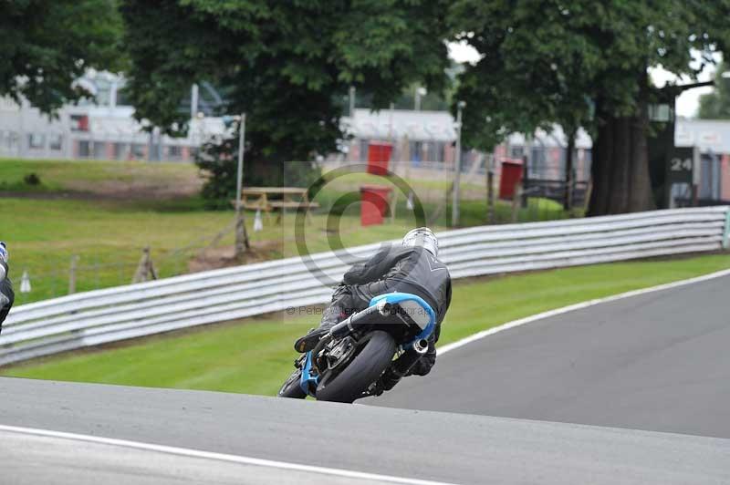 Motorcycle action photographs;Trackday digital images;event digital images;eventdigitalimages;no limits trackday;oulton park;oulton park circuit cheshire;oulton park photographs;peter wileman photography;trackday;trackday photos