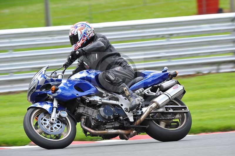 Motorcycle action photographs;Trackday digital images;event digital images;eventdigitalimages;no limits trackday;oulton park;oulton park circuit cheshire;oulton park photographs;peter wileman photography;trackday;trackday photos