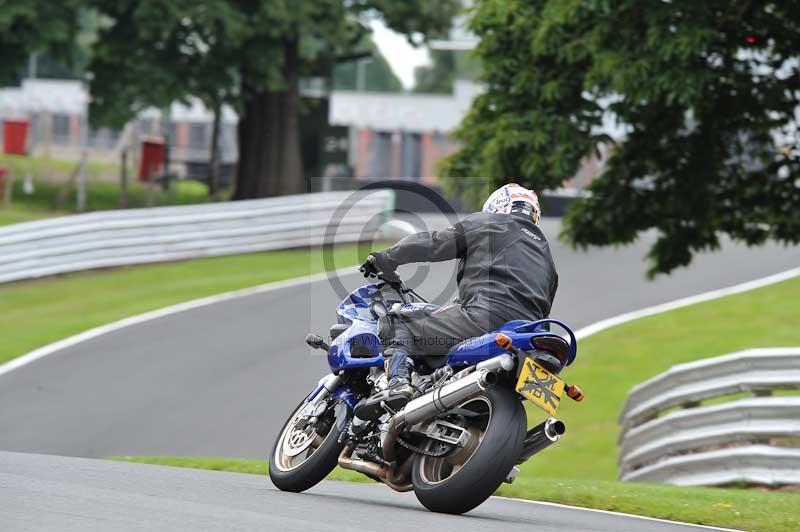 Motorcycle action photographs;Trackday digital images;event digital images;eventdigitalimages;no limits trackday;oulton park;oulton park circuit cheshire;oulton park photographs;peter wileman photography;trackday;trackday photos