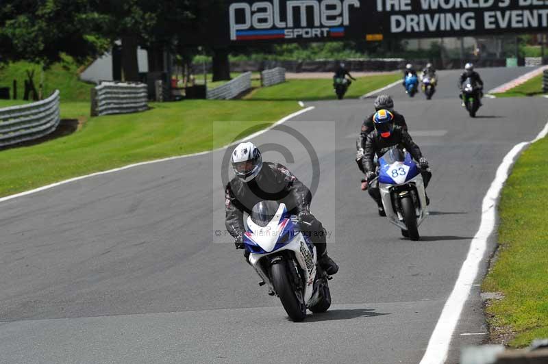 Motorcycle action photographs;Trackday digital images;event digital images;eventdigitalimages;no limits trackday;oulton park;oulton park circuit cheshire;oulton park photographs;peter wileman photography;trackday;trackday photos