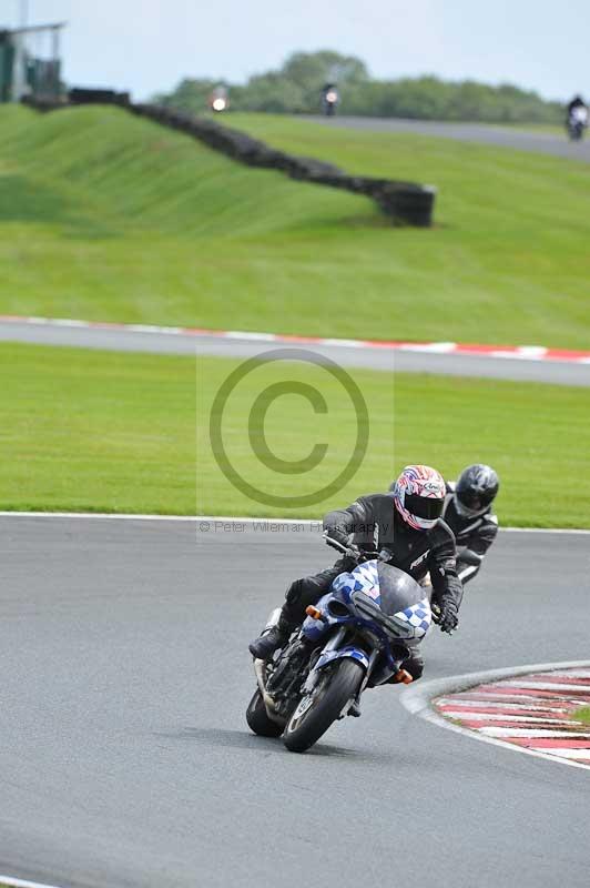 Motorcycle action photographs;Trackday digital images;event digital images;eventdigitalimages;no limits trackday;oulton park;oulton park circuit cheshire;oulton park photographs;peter wileman photography;trackday;trackday photos