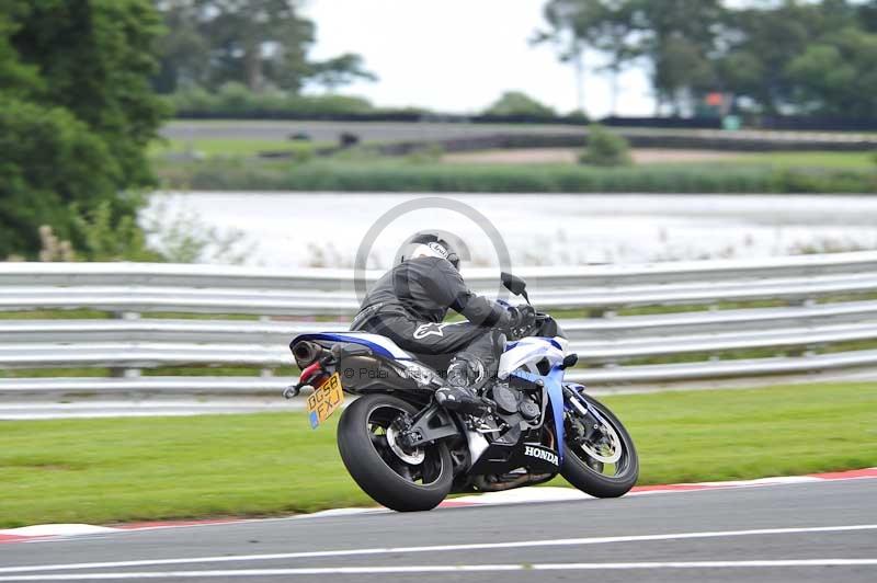 Motorcycle action photographs;Trackday digital images;event digital images;eventdigitalimages;no limits trackday;oulton park;oulton park circuit cheshire;oulton park photographs;peter wileman photography;trackday;trackday photos