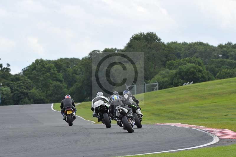 Motorcycle action photographs;Trackday digital images;event digital images;eventdigitalimages;no limits trackday;oulton park;oulton park circuit cheshire;oulton park photographs;peter wileman photography;trackday;trackday photos