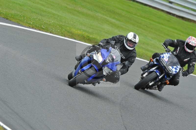 Motorcycle action photographs;Trackday digital images;event digital images;eventdigitalimages;no limits trackday;oulton park;oulton park circuit cheshire;oulton park photographs;peter wileman photography;trackday;trackday photos