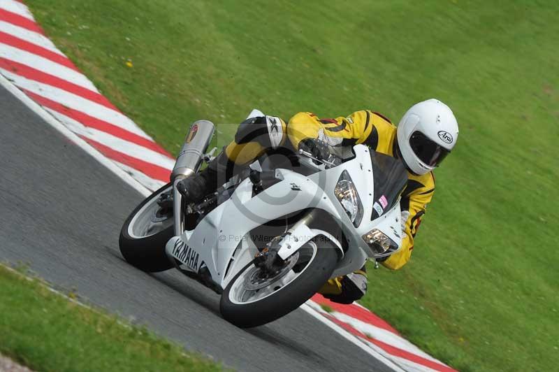 Motorcycle action photographs;Trackday digital images;event digital images;eventdigitalimages;no limits trackday;oulton park;oulton park circuit cheshire;oulton park photographs;peter wileman photography;trackday;trackday photos