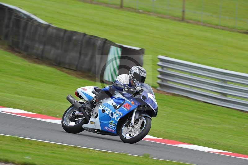 Motorcycle action photographs;Trackday digital images;event digital images;eventdigitalimages;no limits trackday;oulton park;oulton park circuit cheshire;oulton park photographs;peter wileman photography;trackday;trackday photos