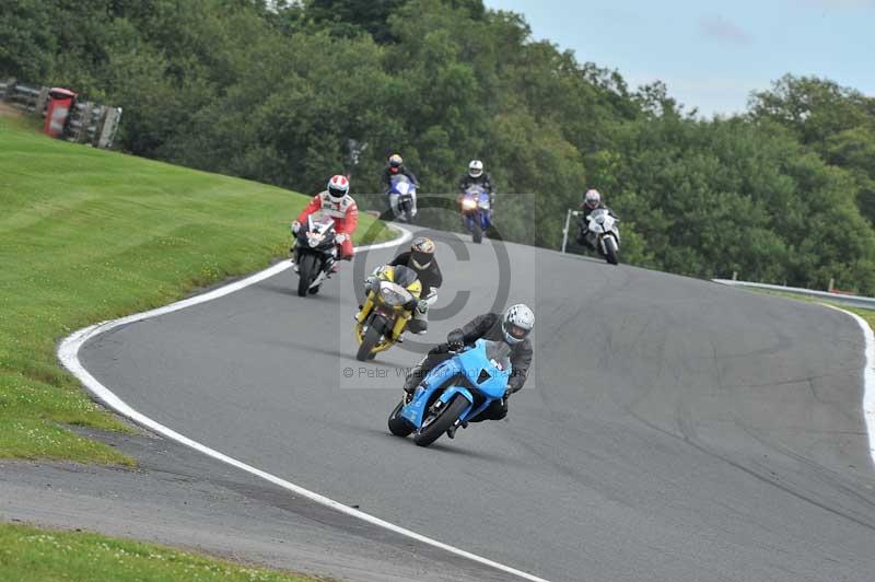 Motorcycle action photographs;Trackday digital images;event digital images;eventdigitalimages;no limits trackday;oulton park;oulton park circuit cheshire;oulton park photographs;peter wileman photography;trackday;trackday photos