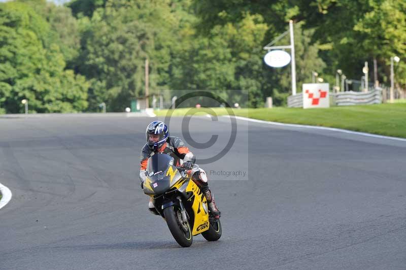 Motorcycle action photographs;Trackday digital images;event digital images;eventdigitalimages;no limits trackday;oulton park;oulton park circuit cheshire;oulton park photographs;peter wileman photography;trackday;trackday photos