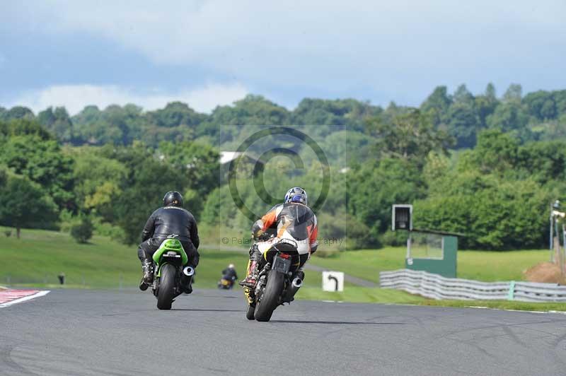 Motorcycle action photographs;Trackday digital images;event digital images;eventdigitalimages;no limits trackday;oulton park;oulton park circuit cheshire;oulton park photographs;peter wileman photography;trackday;trackday photos