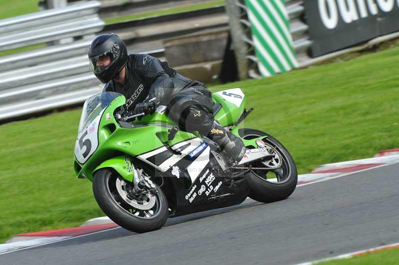 Motorcycle action photographs;Trackday digital images;event digital images;eventdigitalimages;no limits trackday;oulton park;oulton park circuit cheshire;oulton park photographs;peter wileman photography;trackday;trackday photos