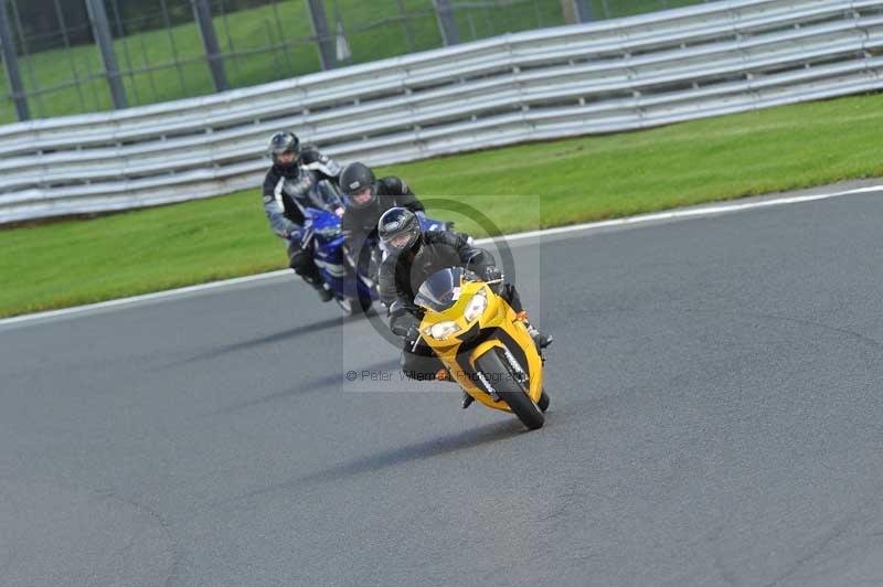 Motorcycle action photographs;Trackday digital images;event digital images;eventdigitalimages;no limits trackday;oulton park;oulton park circuit cheshire;oulton park photographs;peter wileman photography;trackday;trackday photos