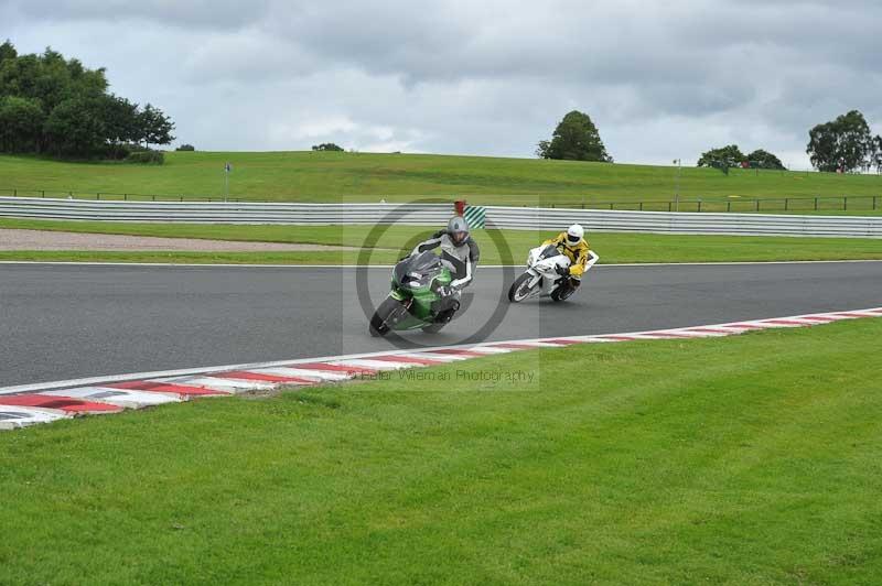 Motorcycle action photographs;Trackday digital images;event digital images;eventdigitalimages;no limits trackday;oulton park;oulton park circuit cheshire;oulton park photographs;peter wileman photography;trackday;trackday photos