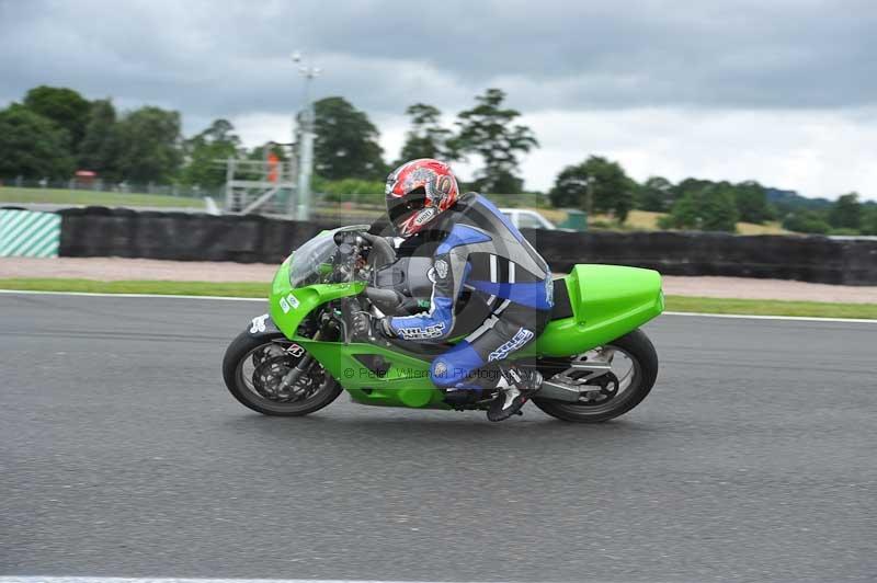 Motorcycle action photographs;Trackday digital images;event digital images;eventdigitalimages;no limits trackday;oulton park;oulton park circuit cheshire;oulton park photographs;peter wileman photography;trackday;trackday photos