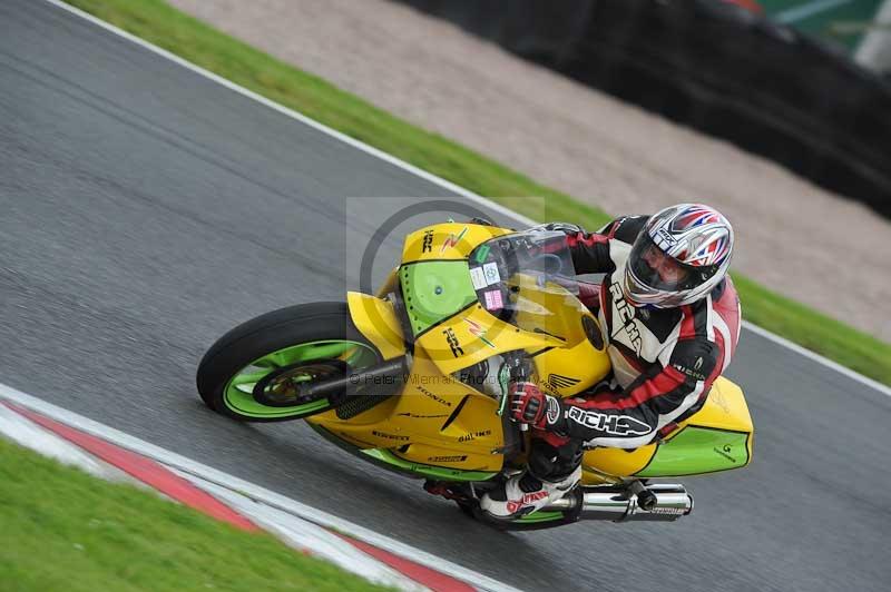 Motorcycle action photographs;Trackday digital images;event digital images;eventdigitalimages;no limits trackday;oulton park;oulton park circuit cheshire;oulton park photographs;peter wileman photography;trackday;trackday photos