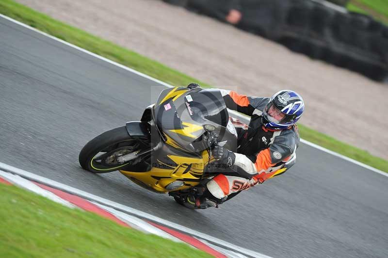 Motorcycle action photographs;Trackday digital images;event digital images;eventdigitalimages;no limits trackday;oulton park;oulton park circuit cheshire;oulton park photographs;peter wileman photography;trackday;trackday photos