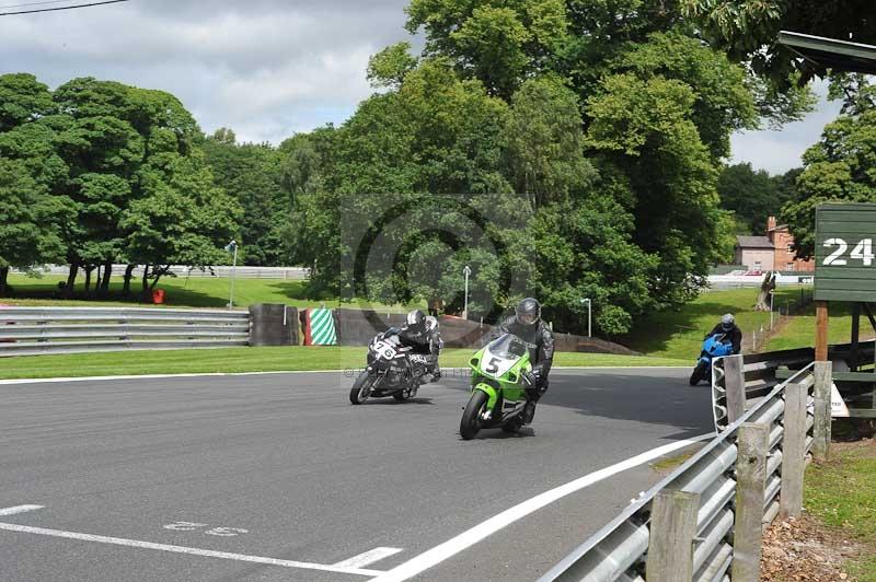 Motorcycle action photographs;Trackday digital images;event digital images;eventdigitalimages;no limits trackday;oulton park;oulton park circuit cheshire;oulton park photographs;peter wileman photography;trackday;trackday photos