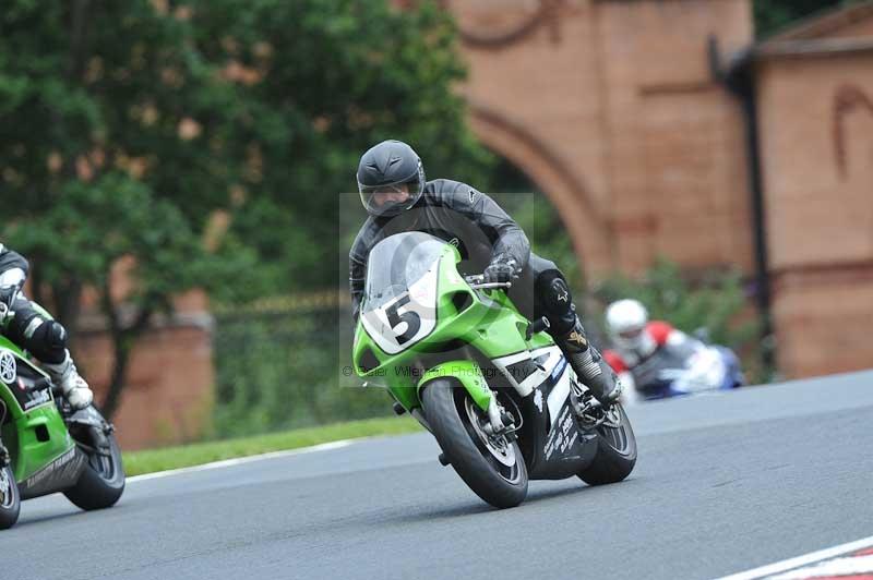 Motorcycle action photographs;Trackday digital images;event digital images;eventdigitalimages;no limits trackday;oulton park;oulton park circuit cheshire;oulton park photographs;peter wileman photography;trackday;trackday photos