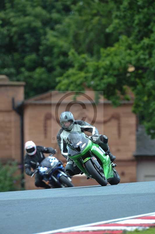 Motorcycle action photographs;Trackday digital images;event digital images;eventdigitalimages;no limits trackday;oulton park;oulton park circuit cheshire;oulton park photographs;peter wileman photography;trackday;trackday photos