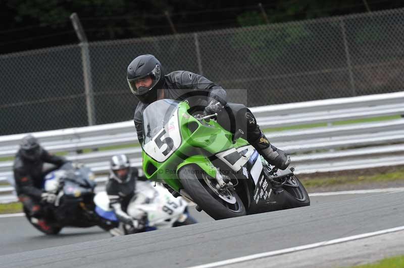 Motorcycle action photographs;Trackday digital images;event digital images;eventdigitalimages;no limits trackday;oulton park;oulton park circuit cheshire;oulton park photographs;peter wileman photography;trackday;trackday photos