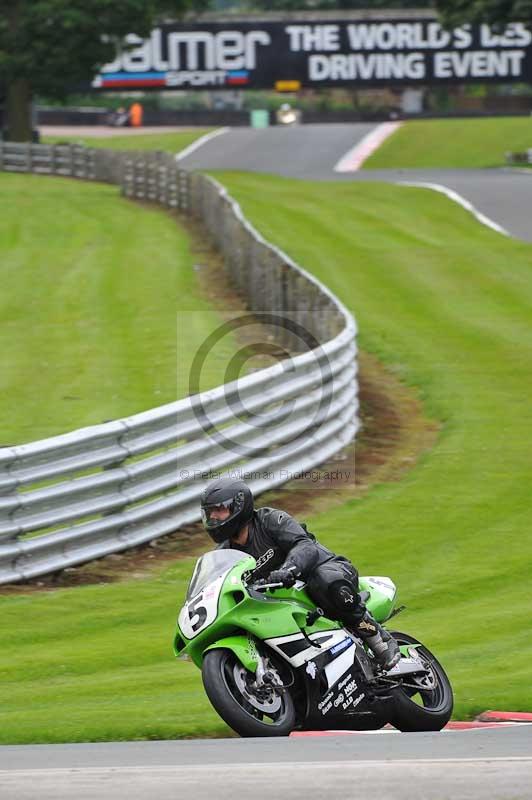 Motorcycle action photographs;Trackday digital images;event digital images;eventdigitalimages;no limits trackday;oulton park;oulton park circuit cheshire;oulton park photographs;peter wileman photography;trackday;trackday photos