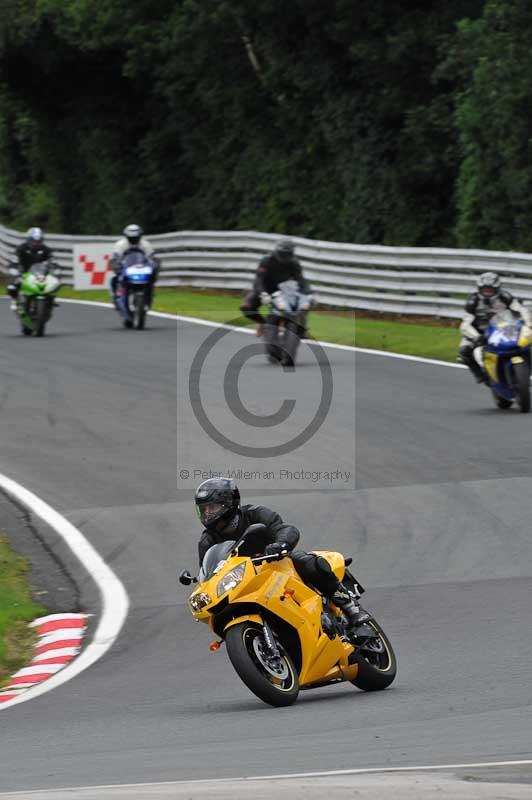 Motorcycle action photographs;Trackday digital images;event digital images;eventdigitalimages;no limits trackday;oulton park;oulton park circuit cheshire;oulton park photographs;peter wileman photography;trackday;trackday photos