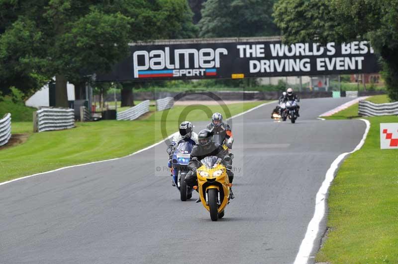 Motorcycle action photographs;Trackday digital images;event digital images;eventdigitalimages;no limits trackday;oulton park;oulton park circuit cheshire;oulton park photographs;peter wileman photography;trackday;trackday photos