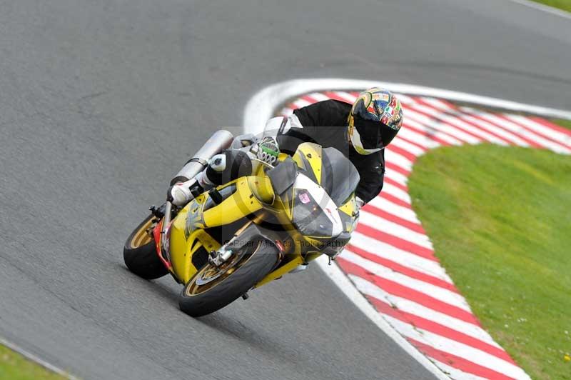 Motorcycle action photographs;Trackday digital images;event digital images;eventdigitalimages;no limits trackday;oulton park;oulton park circuit cheshire;oulton park photographs;peter wileman photography;trackday;trackday photos