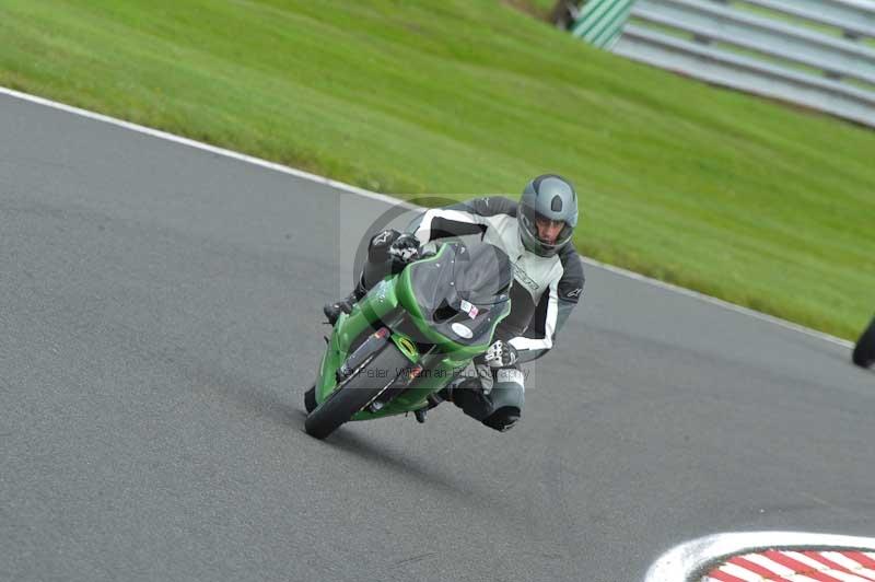 Motorcycle action photographs;Trackday digital images;event digital images;eventdigitalimages;no limits trackday;oulton park;oulton park circuit cheshire;oulton park photographs;peter wileman photography;trackday;trackday photos