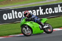 Motorcycle-action-photographs;Trackday-digital-images;event-digital-images;eventdigitalimages;no-limits-trackday;oulton-park;oulton-park-circuit-cheshire;oulton-park-photographs;peter-wileman-photography;trackday;trackday-photos