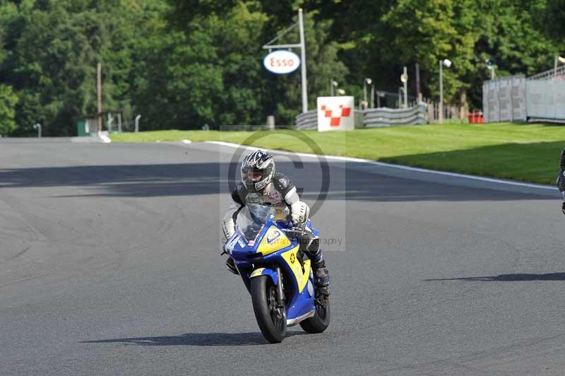 Motorcycle action photographs;Trackday digital images;event digital images;eventdigitalimages;no limits trackday;oulton park;oulton park circuit cheshire;oulton park photographs;peter wileman photography;trackday;trackday photos