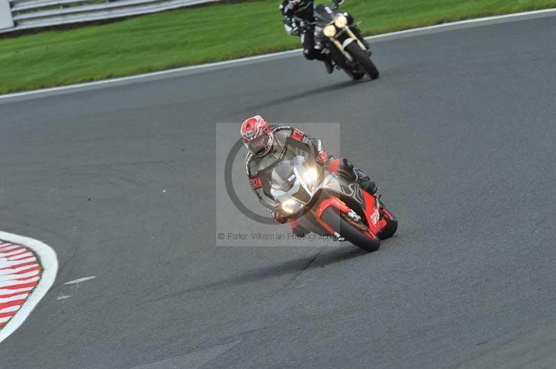 Motorcycle action photographs;Trackday digital images;event digital images;eventdigitalimages;no limits trackday;oulton park;oulton park circuit cheshire;oulton park photographs;peter wileman photography;trackday;trackday photos