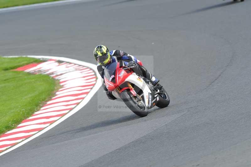 Motorcycle action photographs;Trackday digital images;event digital images;eventdigitalimages;no limits trackday;oulton park;oulton park circuit cheshire;oulton park photographs;peter wileman photography;trackday;trackday photos