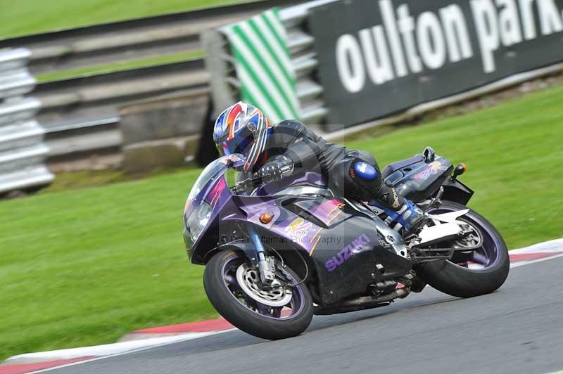 Motorcycle action photographs;Trackday digital images;event digital images;eventdigitalimages;no limits trackday;oulton park;oulton park circuit cheshire;oulton park photographs;peter wileman photography;trackday;trackday photos