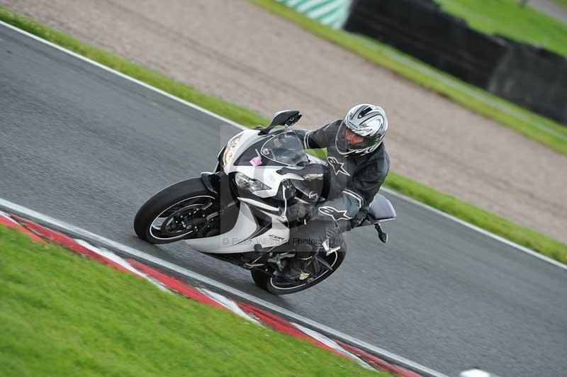 Motorcycle action photographs;Trackday digital images;event digital images;eventdigitalimages;no limits trackday;oulton park;oulton park circuit cheshire;oulton park photographs;peter wileman photography;trackday;trackday photos