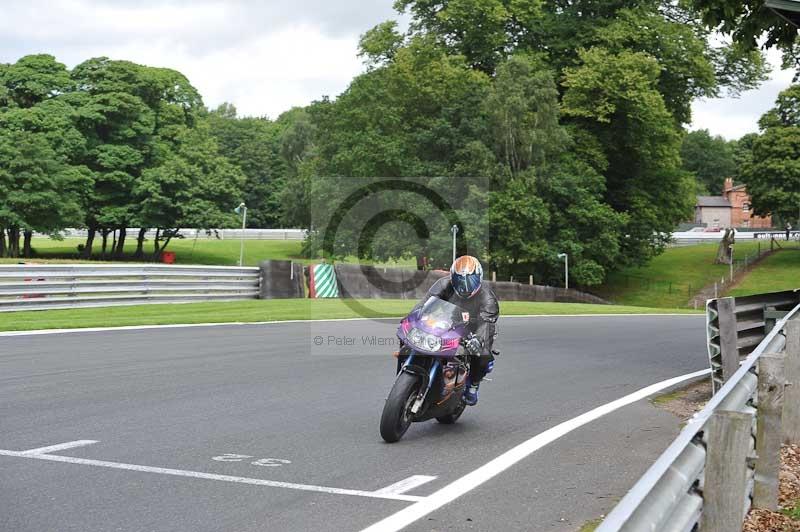 Motorcycle action photographs;Trackday digital images;event digital images;eventdigitalimages;no limits trackday;oulton park;oulton park circuit cheshire;oulton park photographs;peter wileman photography;trackday;trackday photos