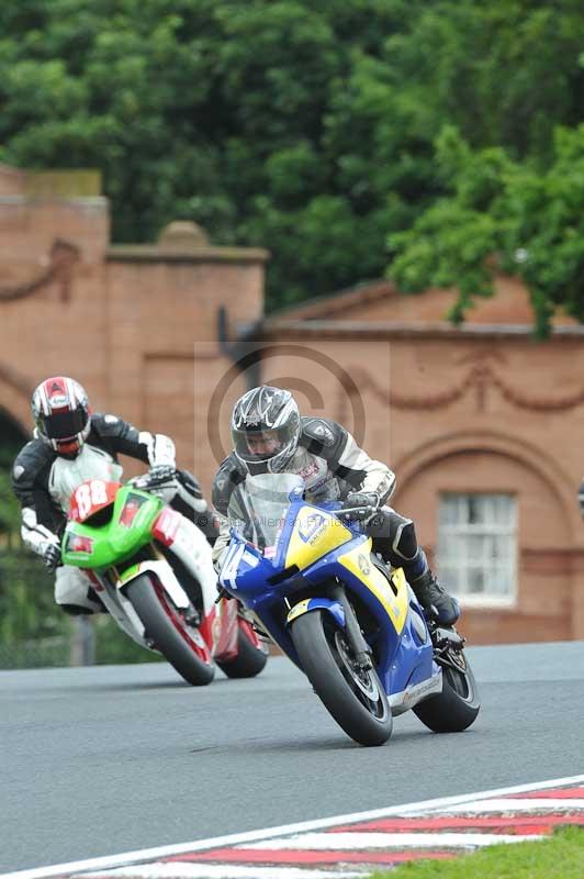 Motorcycle action photographs;Trackday digital images;event digital images;eventdigitalimages;no limits trackday;oulton park;oulton park circuit cheshire;oulton park photographs;peter wileman photography;trackday;trackday photos