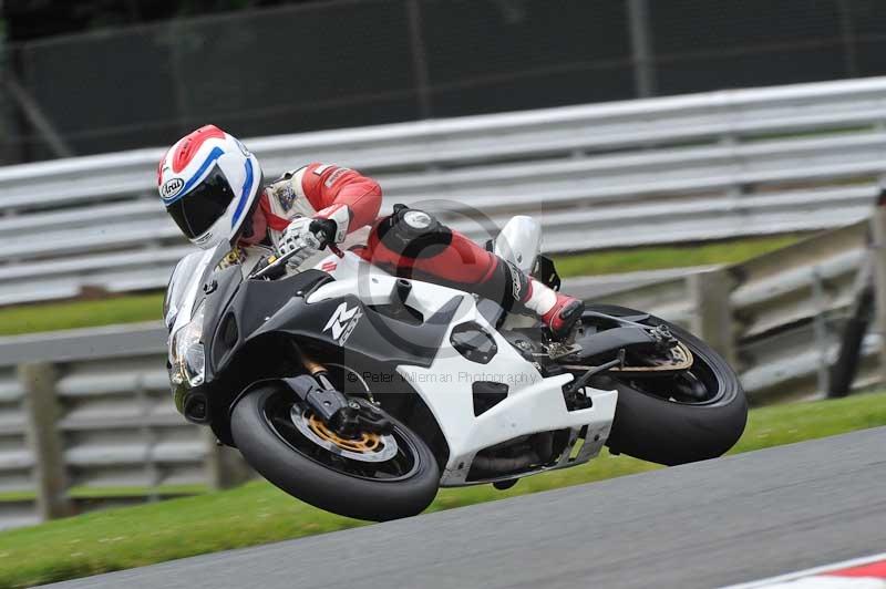 Motorcycle action photographs;Trackday digital images;event digital images;eventdigitalimages;no limits trackday;oulton park;oulton park circuit cheshire;oulton park photographs;peter wileman photography;trackday;trackday photos