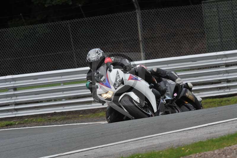 Motorcycle action photographs;Trackday digital images;event digital images;eventdigitalimages;no limits trackday;oulton park;oulton park circuit cheshire;oulton park photographs;peter wileman photography;trackday;trackday photos