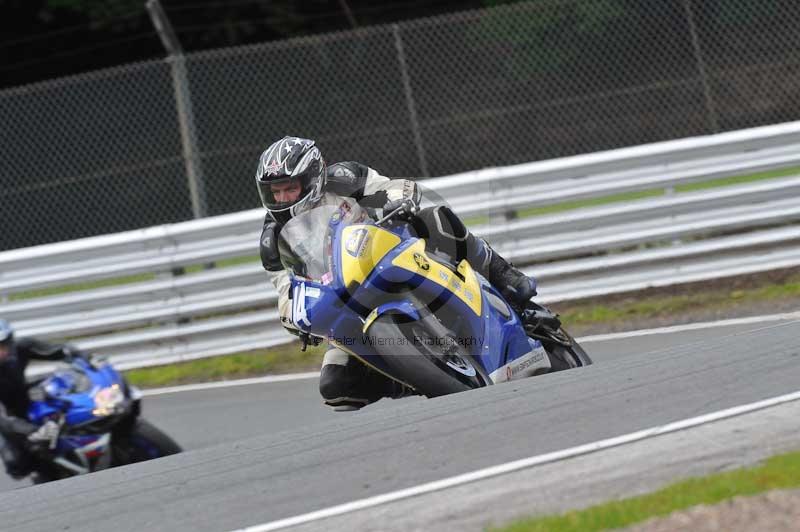 Motorcycle action photographs;Trackday digital images;event digital images;eventdigitalimages;no limits trackday;oulton park;oulton park circuit cheshire;oulton park photographs;peter wileman photography;trackday;trackday photos