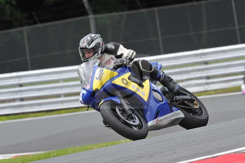 Motorcycle action photographs;Trackday digital images;event digital images;eventdigitalimages;no limits trackday;oulton park;oulton park circuit cheshire;oulton park photographs;peter wileman photography;trackday;trackday photos