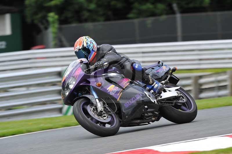 Motorcycle action photographs;Trackday digital images;event digital images;eventdigitalimages;no limits trackday;oulton park;oulton park circuit cheshire;oulton park photographs;peter wileman photography;trackday;trackday photos