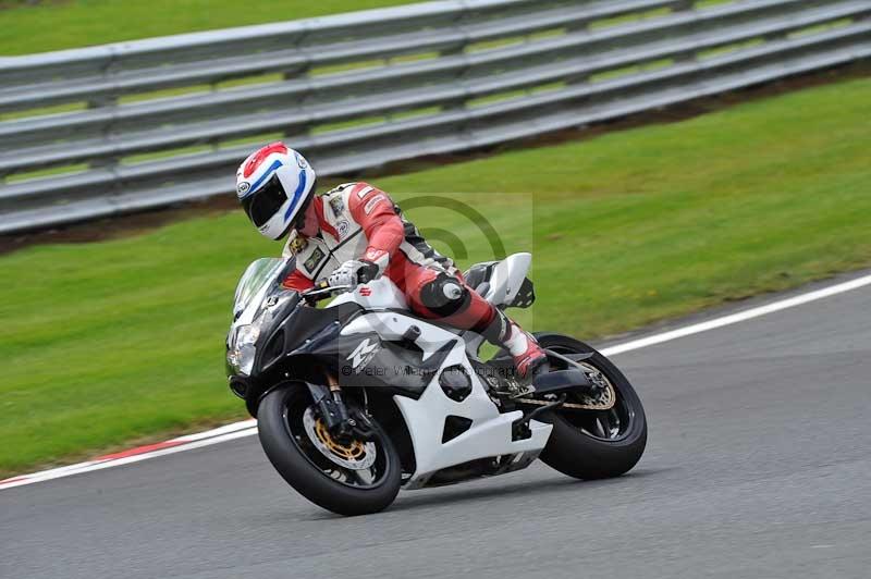 Motorcycle action photographs;Trackday digital images;event digital images;eventdigitalimages;no limits trackday;oulton park;oulton park circuit cheshire;oulton park photographs;peter wileman photography;trackday;trackday photos