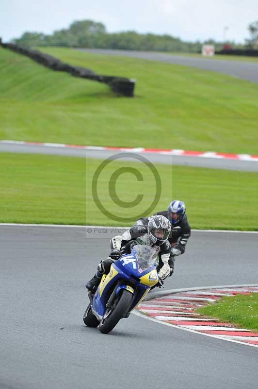 Motorcycle action photographs;Trackday digital images;event digital images;eventdigitalimages;no limits trackday;oulton park;oulton park circuit cheshire;oulton park photographs;peter wileman photography;trackday;trackday photos